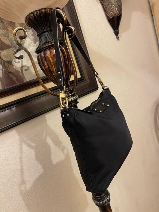 Kate Spade please check all picture of condition - Picture 5 of 17